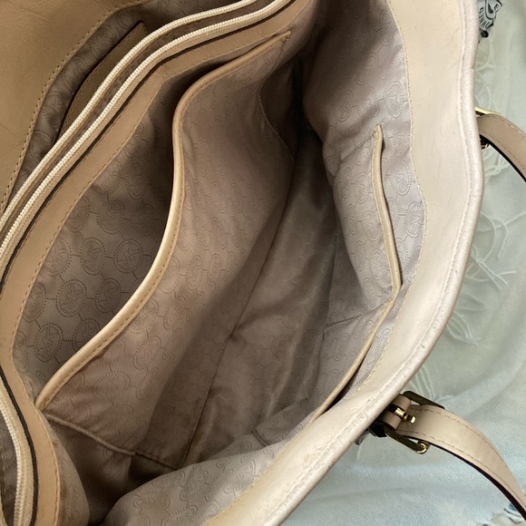 Michael Kors Large Jet Set Brown Tote - Picture 4 of 5